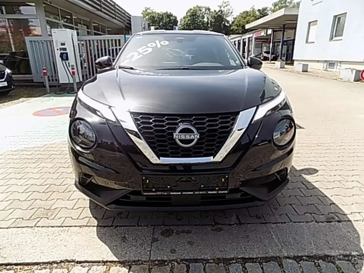 Neu Nissan Juke N-Connecta 114 PS (83 kW) 2026 Pearl black perleffekt SUV