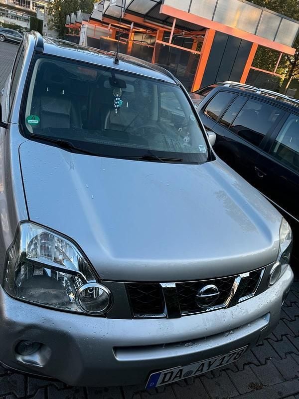 Grau Gebraucht 2008 Nissan X-Trail SUV | 4.500 € (Etwas zu teuer) - Bild 1/4