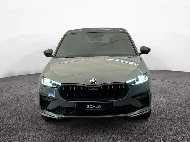 Gebraucht Skoda Scala Monte Carlo 150 PS (110 kW) 2025 Stahlgrau Kleinwagen