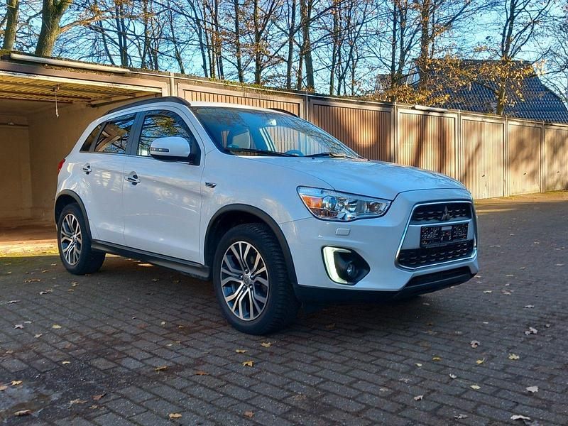 Weiß Gebraucht 2016 Mitsubishi ASX Diamant Edition SUV | 8.200 € (Superpreis) - Bild 1/4