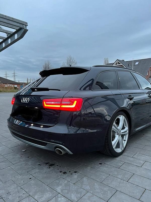 Gebraucht Audi A6 Black Edition 313 PS (230 kW) 2014 Blau Kombi