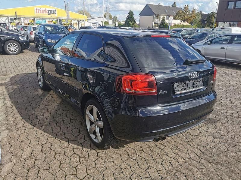 Gebraucht Audi A3 Ambition 125 PS (91 kW) 2012 Schwarz Limousine