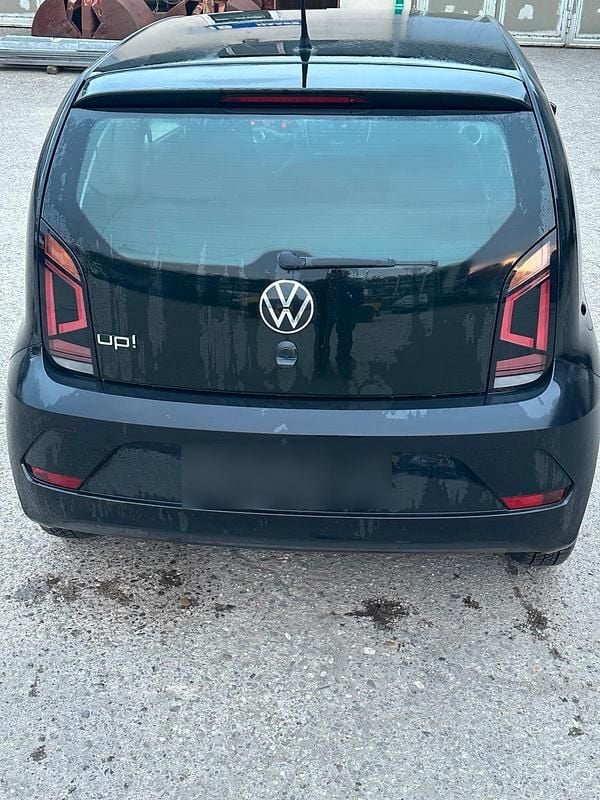 Second-hand VW up! 60 CP (44 kW) 2020 Negru Hatchback