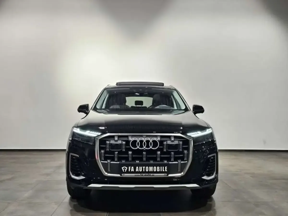 Gebraucht Audi Q7 Sport 286 PS (210 kW) 2025 Mythosschwarz metall (metallic) SUV