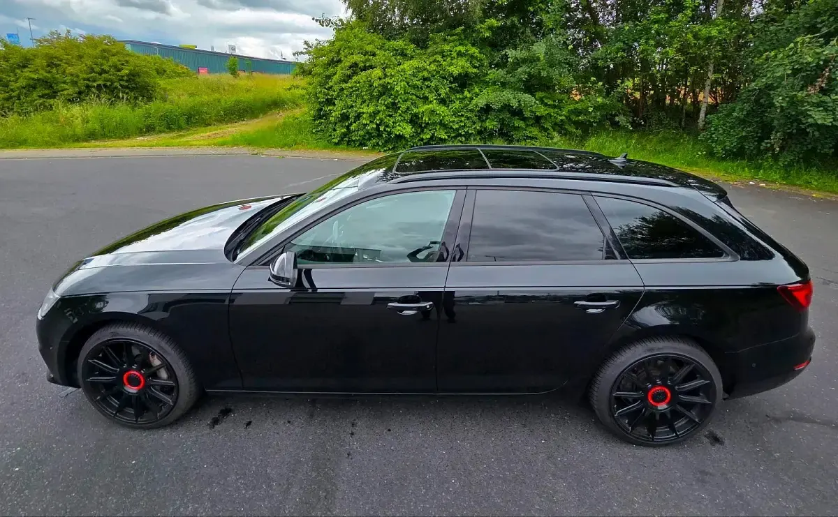 Gebraucht Audi A4 190 PS (139 kW) 2018 Schwarz Kombi