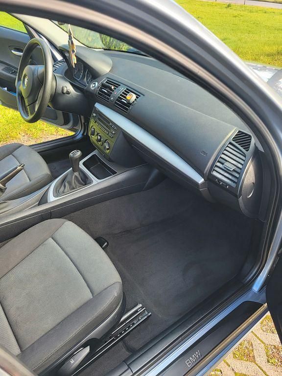 Gebraucht BMW 116 116 PS (85 kW) 2006 Grau Kleinwagen