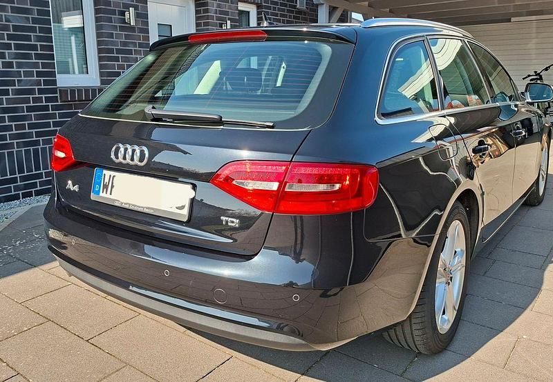 Gebraucht Audi A4 Ambition 150 PS (110 kW) 2013 Schwarz Kombi