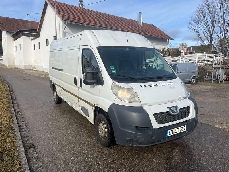 Gebraucht Peugeot Boxer 177 PS (130 kW) 2012 Weiß Van