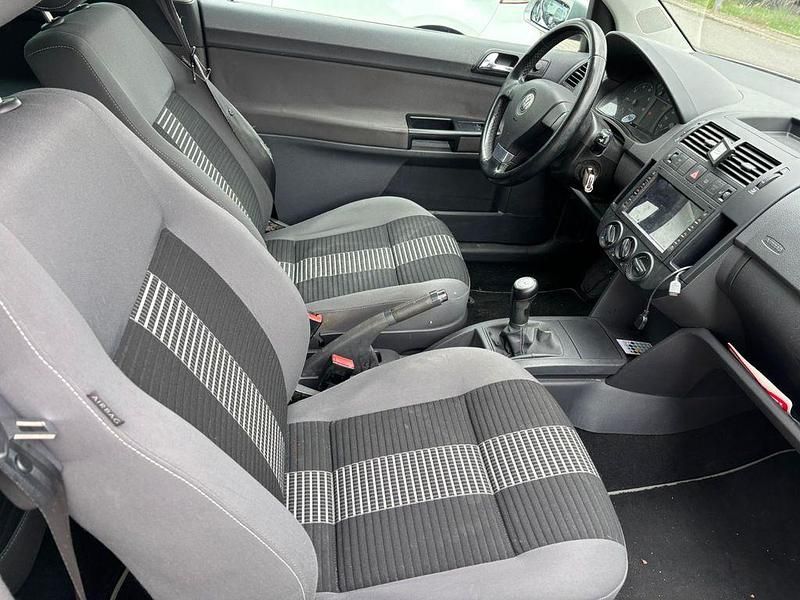 Gebraucht VW Polo Trendline 60 PS (44 kW) 2009 Silber Kleinwagen