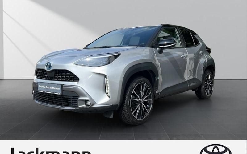 Silber Gebraucht 2022 Toyota Yaris Cross Edition SUV | 25.990 € (Fairer Preis) - Bild 1/4