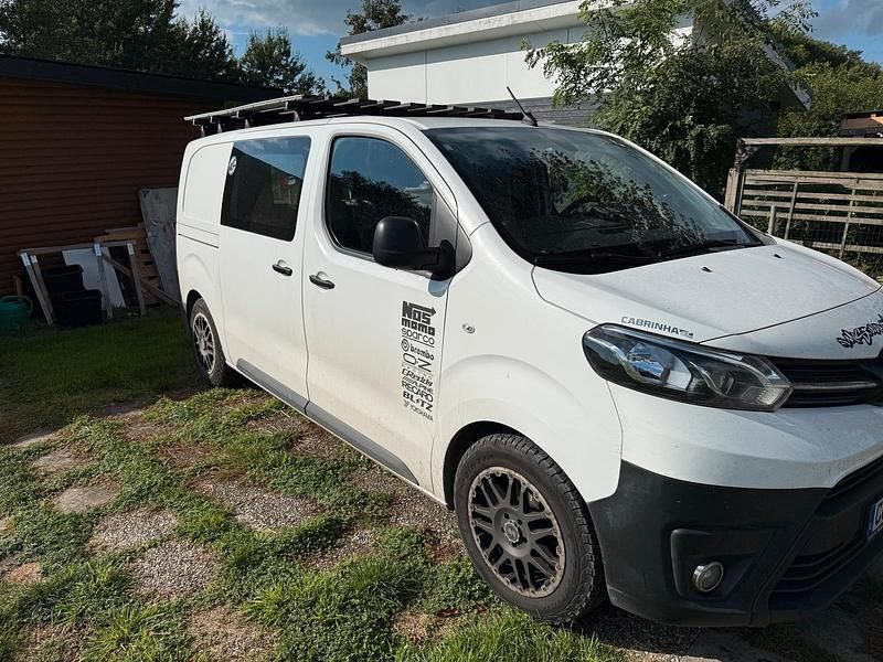 Weiß Gebraucht 2019 Toyota Proace Verso Van / Kleinbus | 12.500 € - Bild 1/4