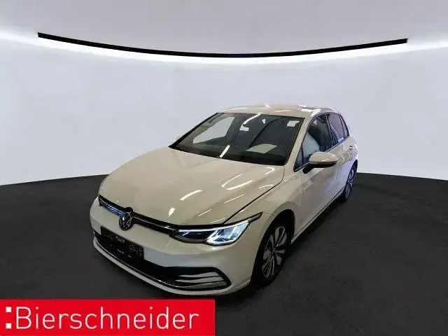 Gebraucht VW Golf VIII Move 110 PS (80 kW) 2024 Weiß Limousine