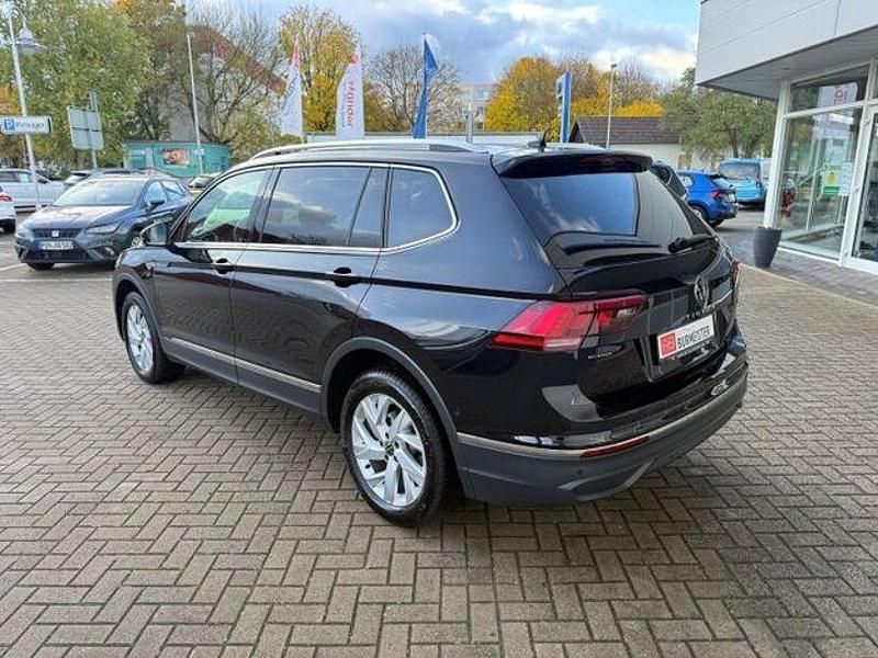 Gebraucht VW Tiguan Allspace 193 PS (141 kW) 2024 Schwarz SUV