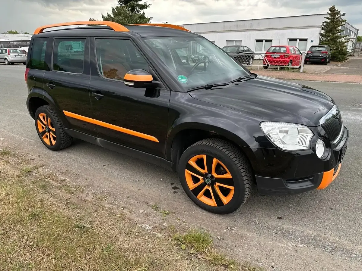 Gebraucht Skoda Yeti Plus Edition 140 PS (102 kW) 2012 Schwarz SUV