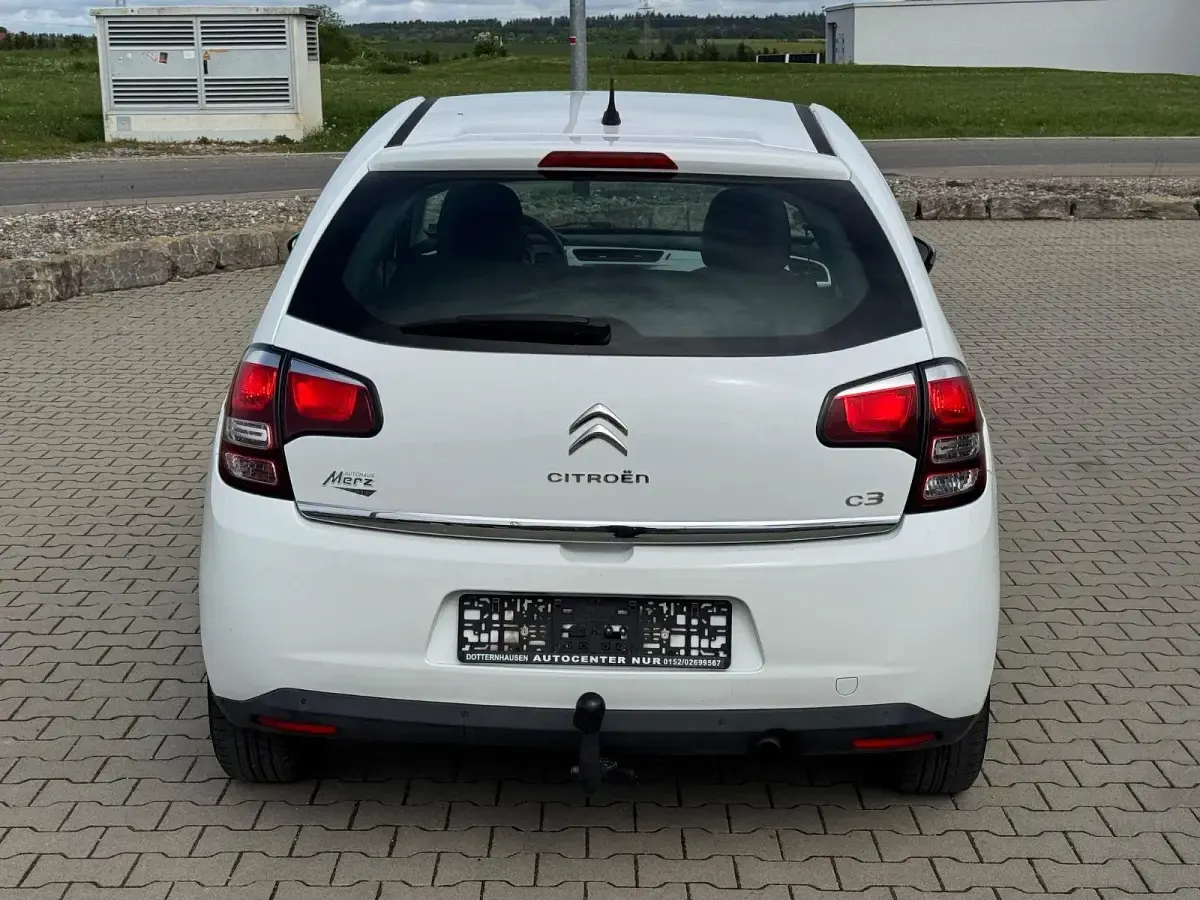 Gebraucht Citroën C3 SELECTION 82 PS (60 kW) 2013 Weiß Kleinwagen