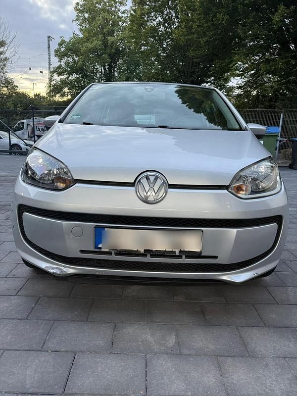 Grau Gebraucht 2025 VW up! Kleinwagen | 3.900 € - Bild 1/4