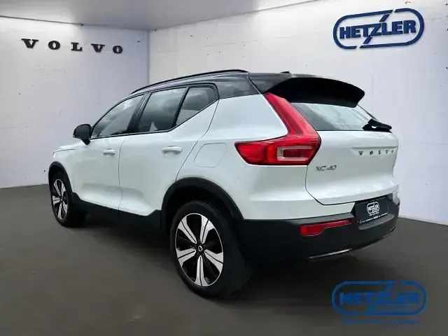Occasion Volvo XC40 Plus 169 kW (231 ch) 2023 Blanc SUV
