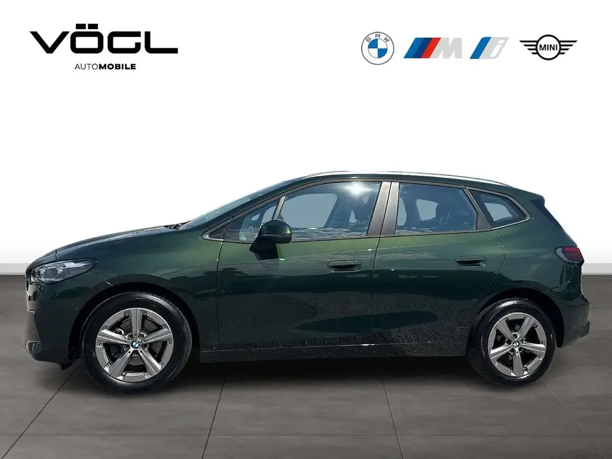 Gebraucht BMW 218 Active Tourer 136 PS (100 kW) 2024 Sanremo green Van / Kleinbus