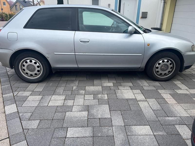 Gebraucht Audi A3 Ambition 101 PS (74 kW) 1999 Silber Kleinwagen