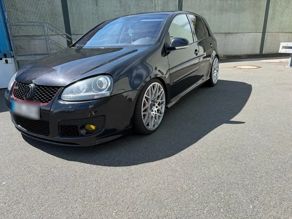 Gebraucht VW Golf V Edition 320 PS (235 kW) 2007 Schwarz Kleinwagen
