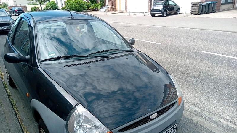 Schwarz Gebraucht 2006 Ford Ka Kleinwagen | 1.050 € (Guter Preis) - Bild 1/4