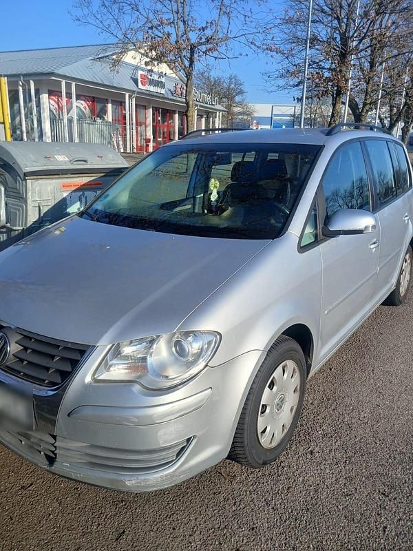 Gebraucht VW Touran 105 PS (77 kW) 2008 Silber Van / Kleinbus