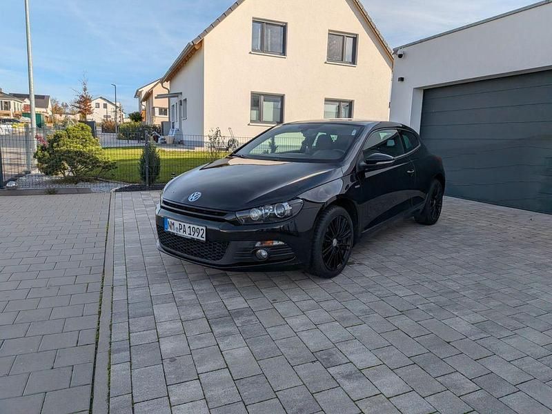 Schwarz Gebraucht 2013 VW Scirocco Life Coupé | 11.500 € (Fairer Preis) - Bild 1/4