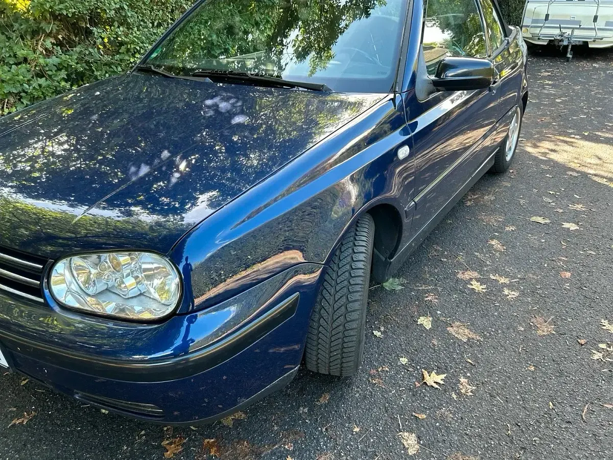 Occasion VW Golf 116 ch (85 kW) 2000 Bleue Cabriolet