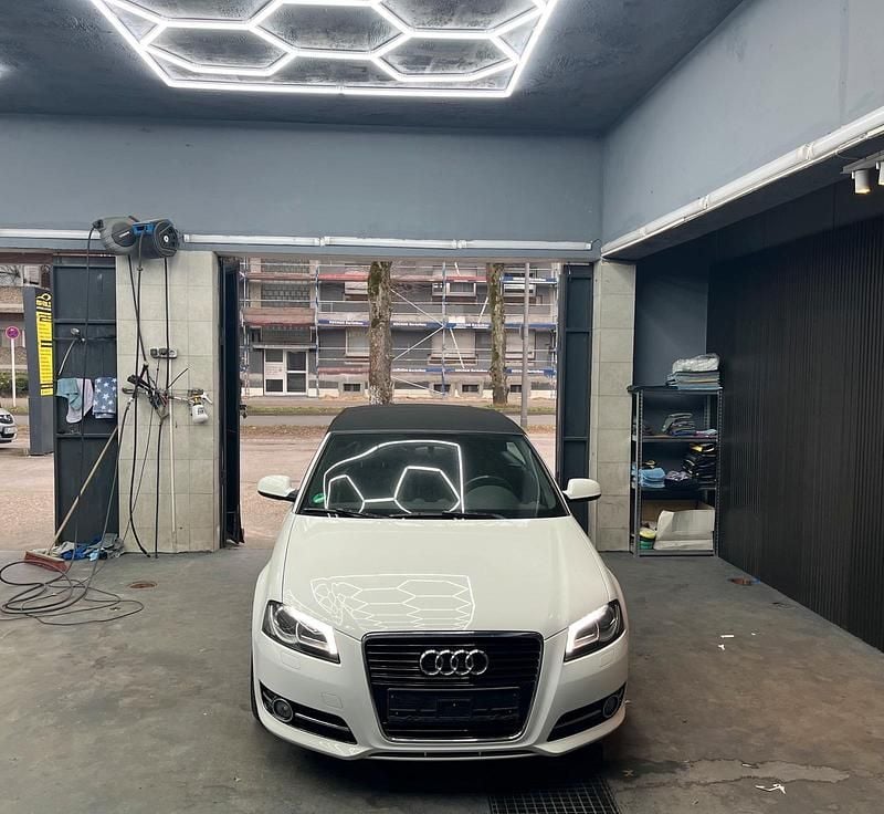 Gebraucht Audi A3 Cabriolet S-Line 160 PS (117 kW) 2011 Weiß Cabrio