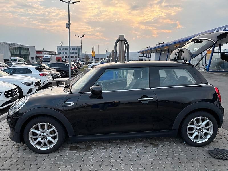 Gebraucht Mini ONE 102 PS (75 kW) 2020 Schwarz Kleinwagen
