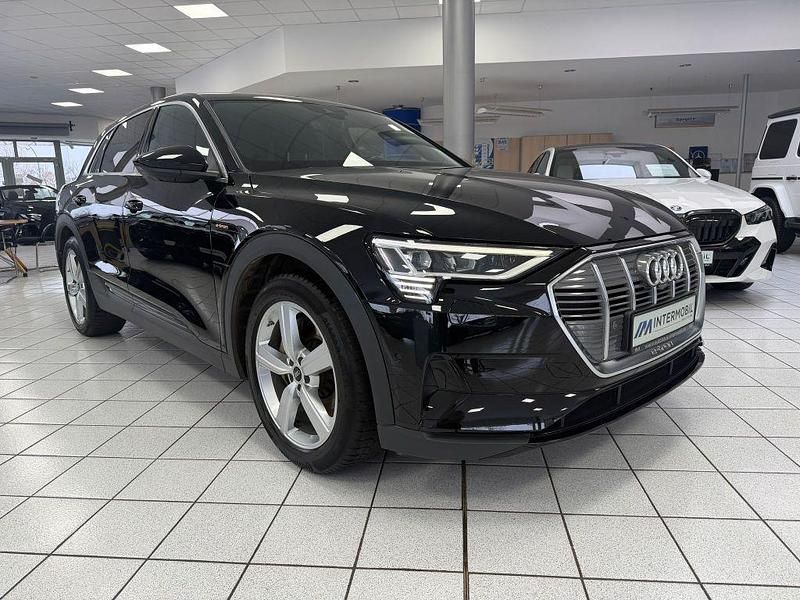 Gebraucht Audi e-tron Sport 230 kW (313 PS) 2019 Schwarz SUV