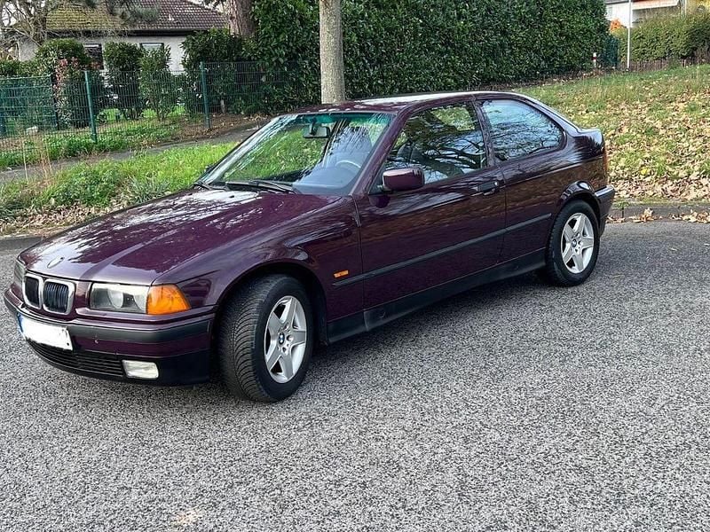 Gebraucht BMW 316 102 PS (75 kW) 1997 Violet Coupé