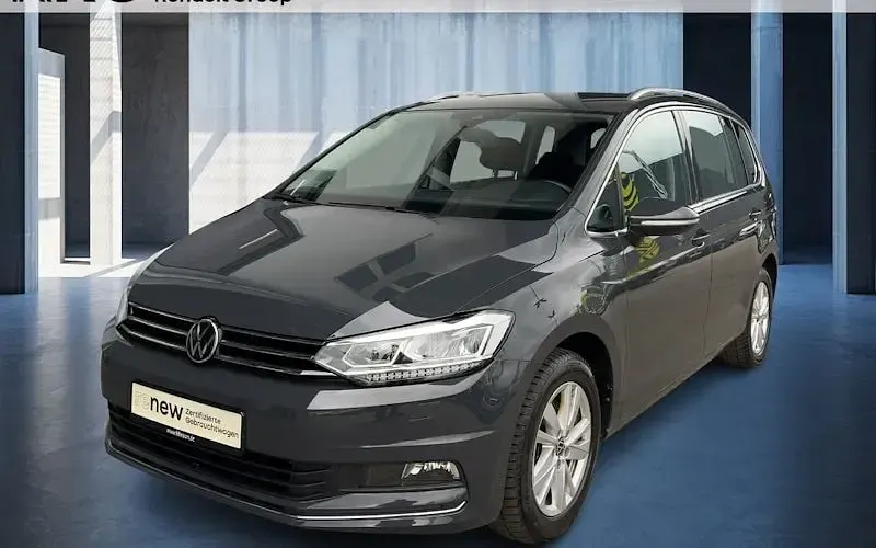 Gebraucht VW Touran Highline 150 PS (110 kW) 2023 Grau Van / Kleinbus