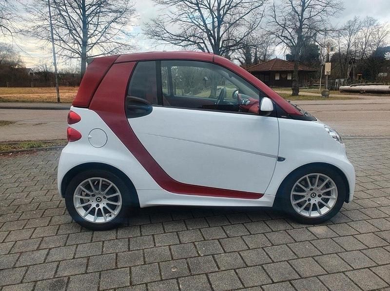 Gebraucht Smart ForTwo Cabrio 71 PS (52 kW) 2013 Weiß Cabrio