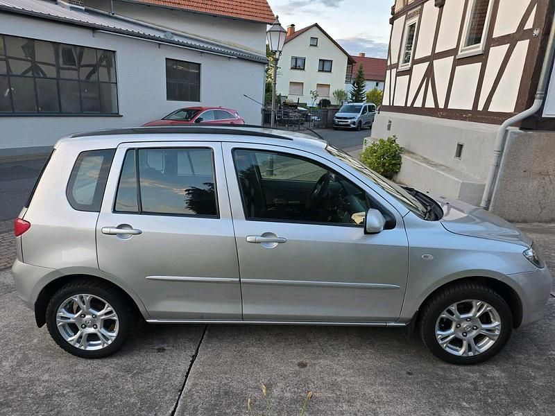 Gebraucht Mazda 2 80 PS (58 kW) 2004 Silber Kleinwagen