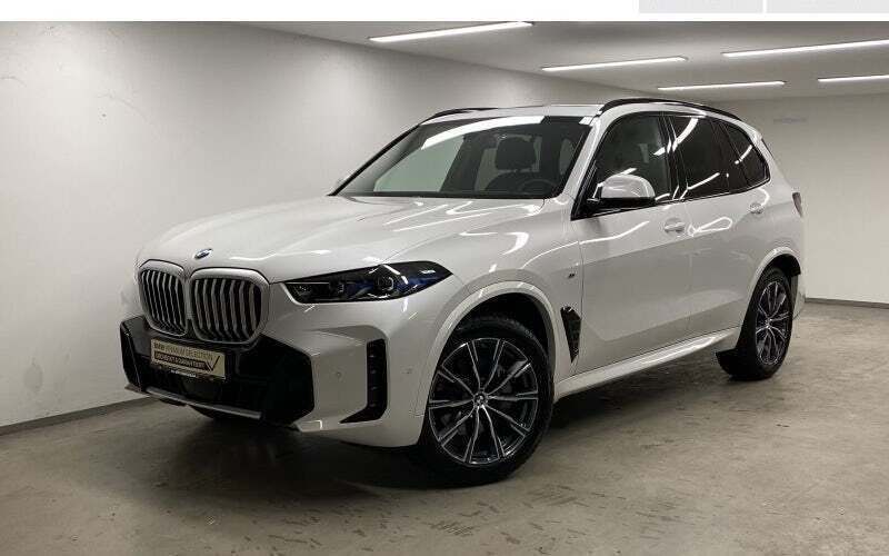 Mineralweiß Gebraucht 2024 BMW X5 M Sport SUV | 84.450 € (Guter Preis) - Bild 1/4