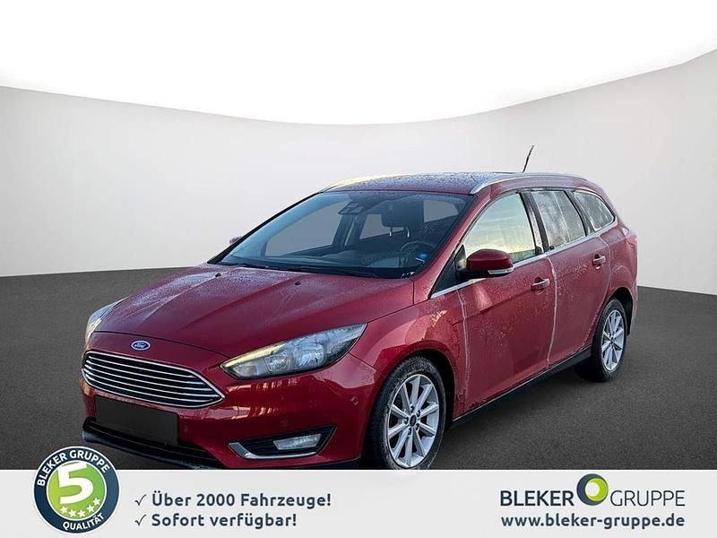Gebraucht Ford Focus Business Edition 120 PS (88 kW) 2017 Rot Limousine