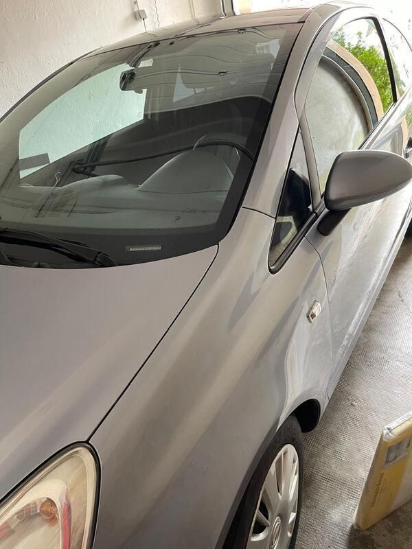 Silber Gebraucht 2010 Opel Corsa Kleinwagen | 2.600 € (Superpreis) - Bild 1/4