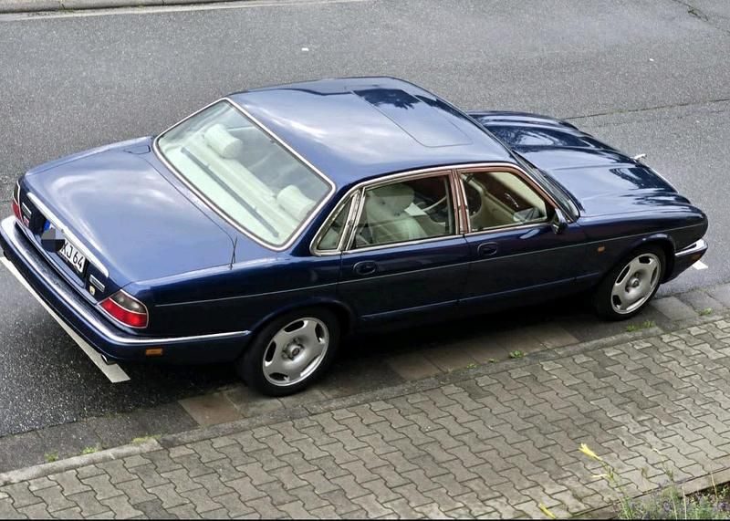Blau Gebraucht 1997 Jaguar XJ6 Limousine | 9.500 € (Superpreis) - Bild 1/4