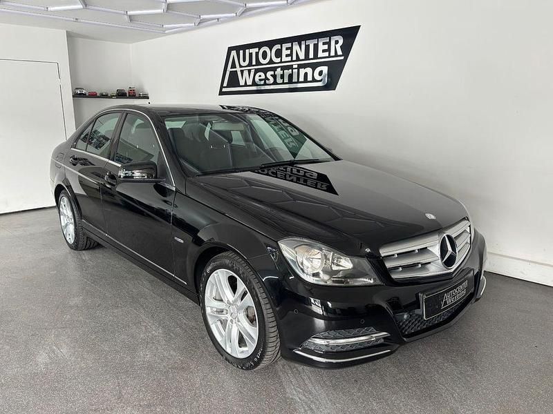 Schwarz Gebraucht 2012 Mercedes C180 Avantgarde Limousine | 13.490 € (Fairer Preis) - Bild 1/4