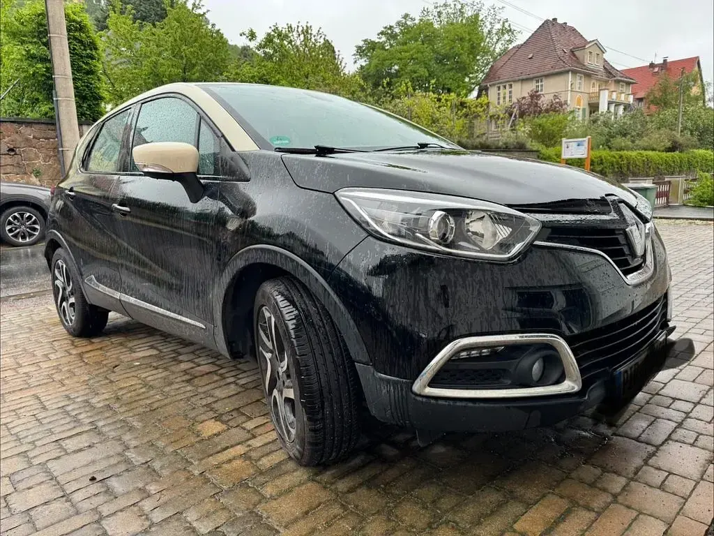 Gebraucht Renault Captur Dynamique 90 PS (66 kW) 2014 Schwarz SUV