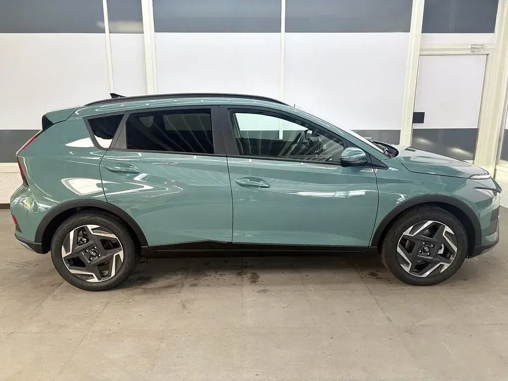 Neu Hyundai Bayon Style 90 PS (66 kW) 2026 Mangrove green mg2 SUV