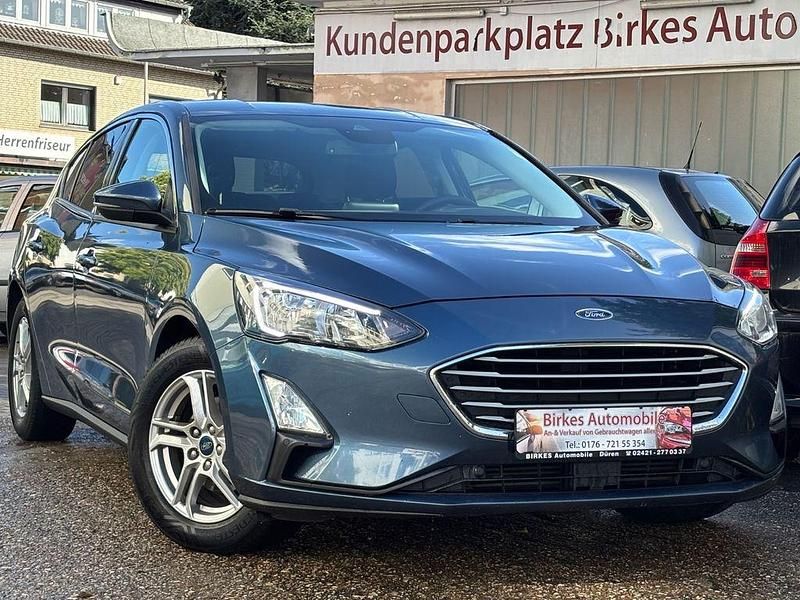 Blau Gebraucht 2019 Ford Focus Titanium Limousine | 10.999 € (Guter Preis) - Bild 1/4