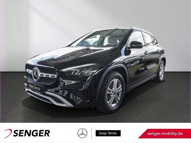 Gebraucht Mercedes GLA200 163 PS (119 kW) 2023 Schwarz SUV