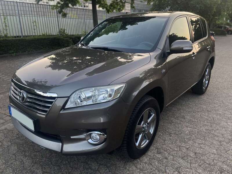 Bronze Gebraucht 2013 Toyota RAV4 Travel SUV | 11.250 € (Fairer Preis) - Bild 1/4