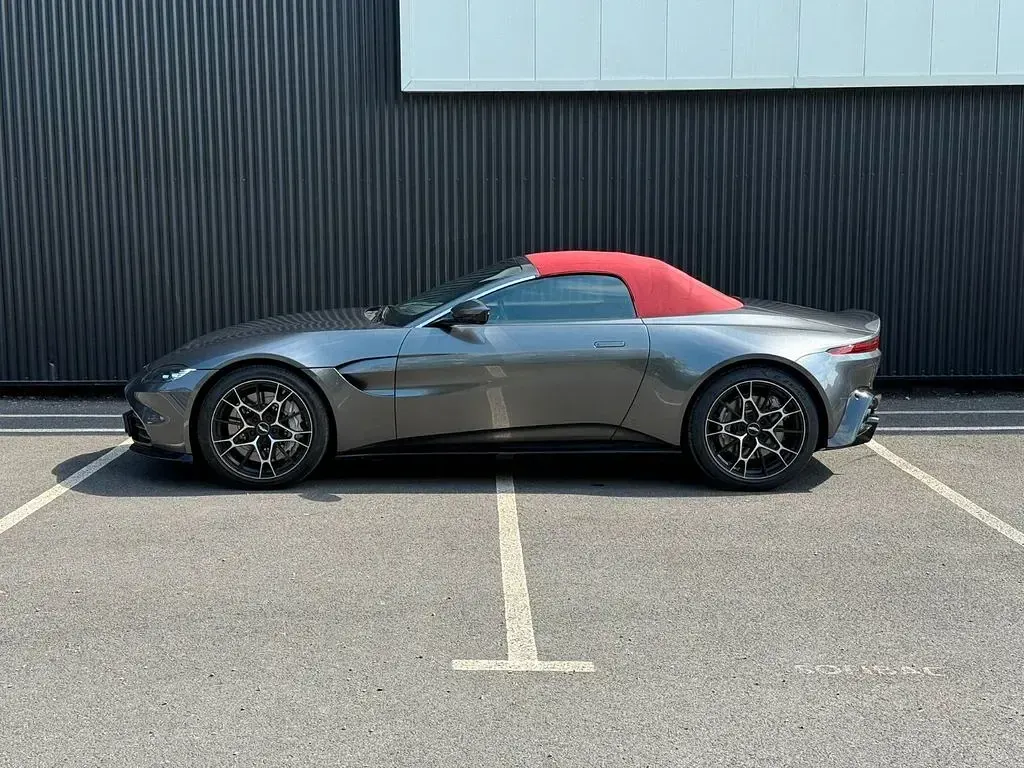 Gebraucht Aston Martin V8 Vantage 510 PS (375 kW) 2022 Grau Cabrio