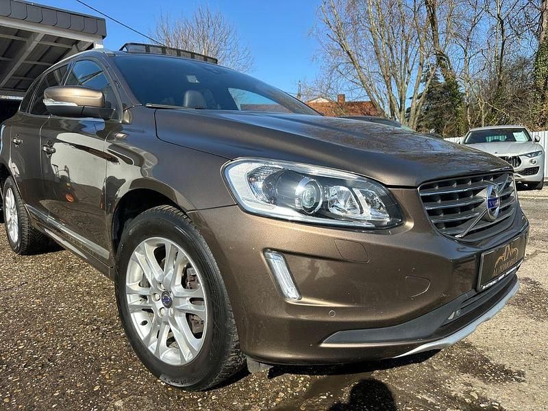 Gebraucht Volvo XC60 181 PS (133 kW) 2015 Braun SUV