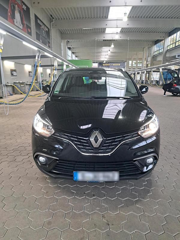 Schwarz Gebraucht 2017 Renault Grand Scénic IV Van / Kleinbus | 9.250 € (Fairer Preis) - Bild 1/4