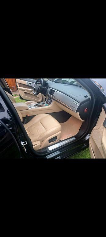 Gebraucht Jaguar XF Sportbrake 245 PS (180 kW) 2015 Schwarz Kombi