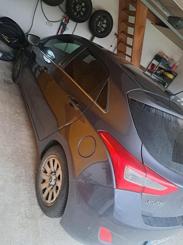 Second-hand Hyundai i30 105 CP (77 kW) 2017 Gri Hatchback